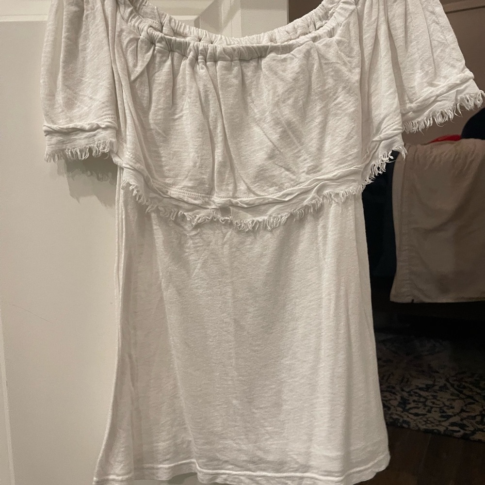 White Splendid off the shoulder top